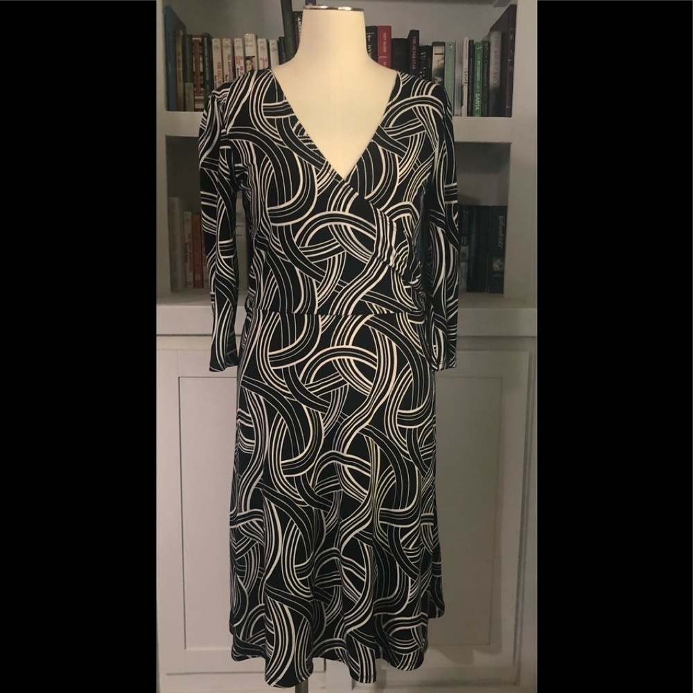 Apt 9 Black & White Swing Dress – V-Neck, Three-Quarter Sleeves,  D245